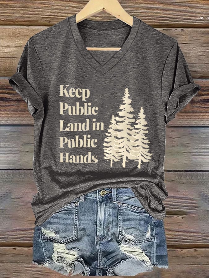 Women's Retro Keep Public Land In Public Hands Print T-Shirt