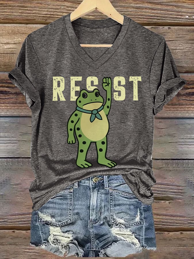 Women's Resist Frog Print V Neck T-shirt