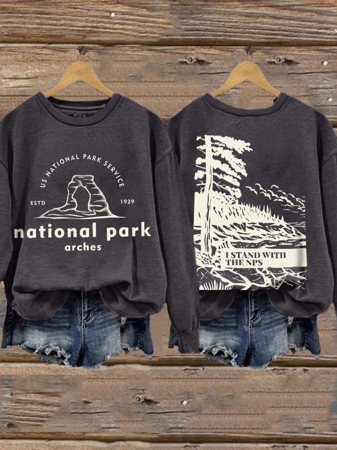 Retro Arches National Park I Stand With The NPS Print Sweatshirt
