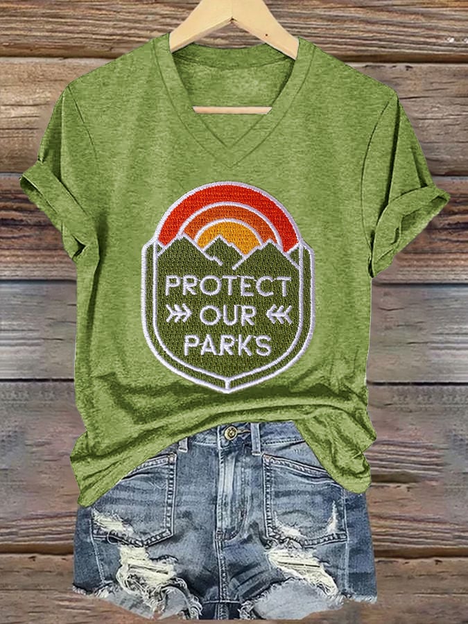 Women's Retro Protect Our Parks Print T-Shirt