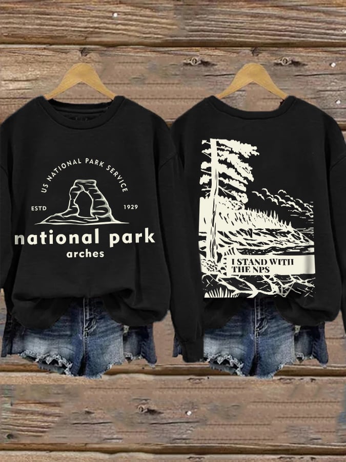 Retro Arches National Park I Stand With The NPS Print Sweatshirt