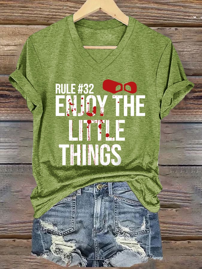 V-Neck Retro Rule #32 Blood Stains Enjoy The Little Things Print T-Shirt