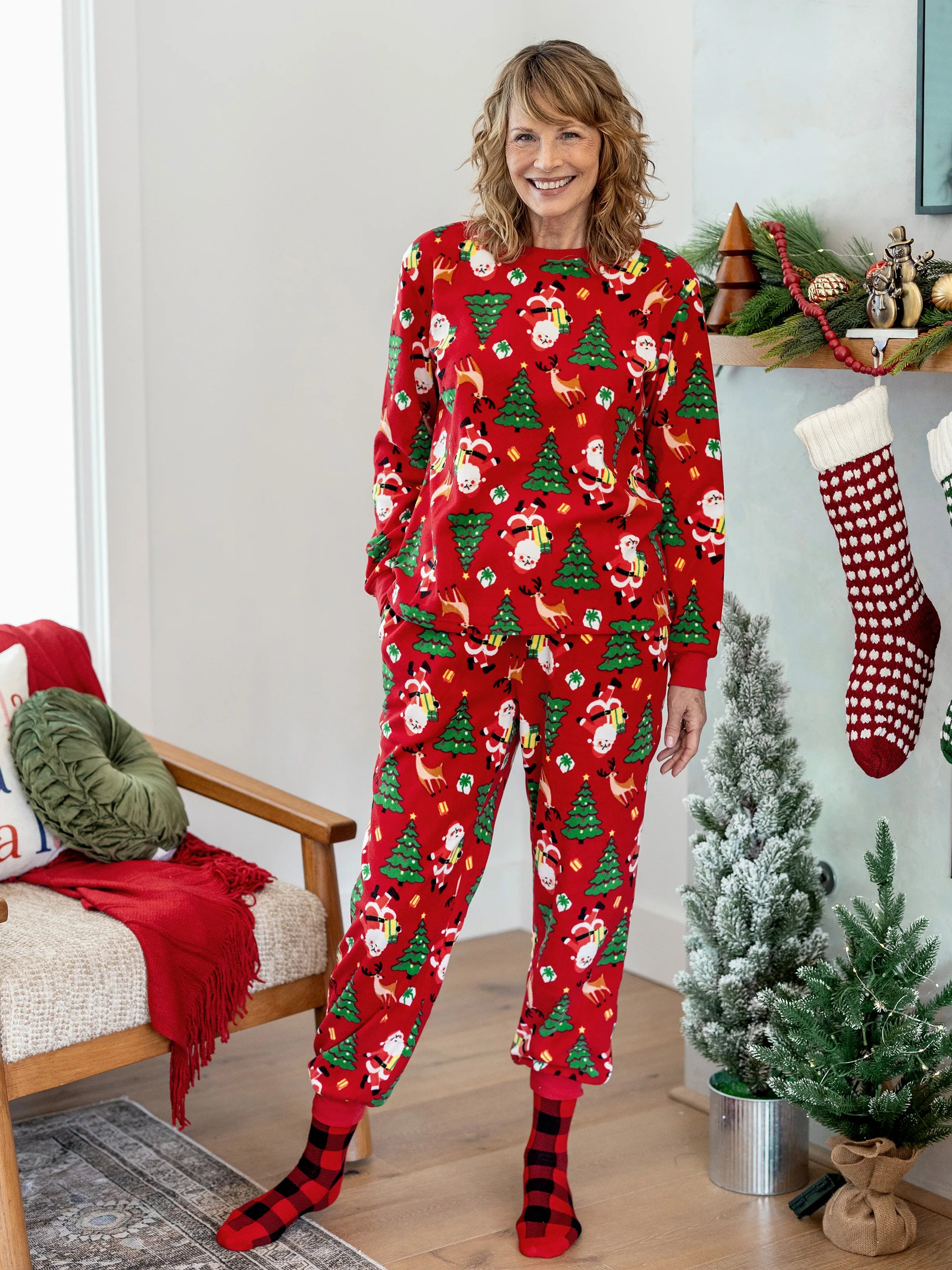 Christmas Matching Family Pajamas Set Santa Claus and Christmas Tree Print Red PJS with Christmas Socks Red