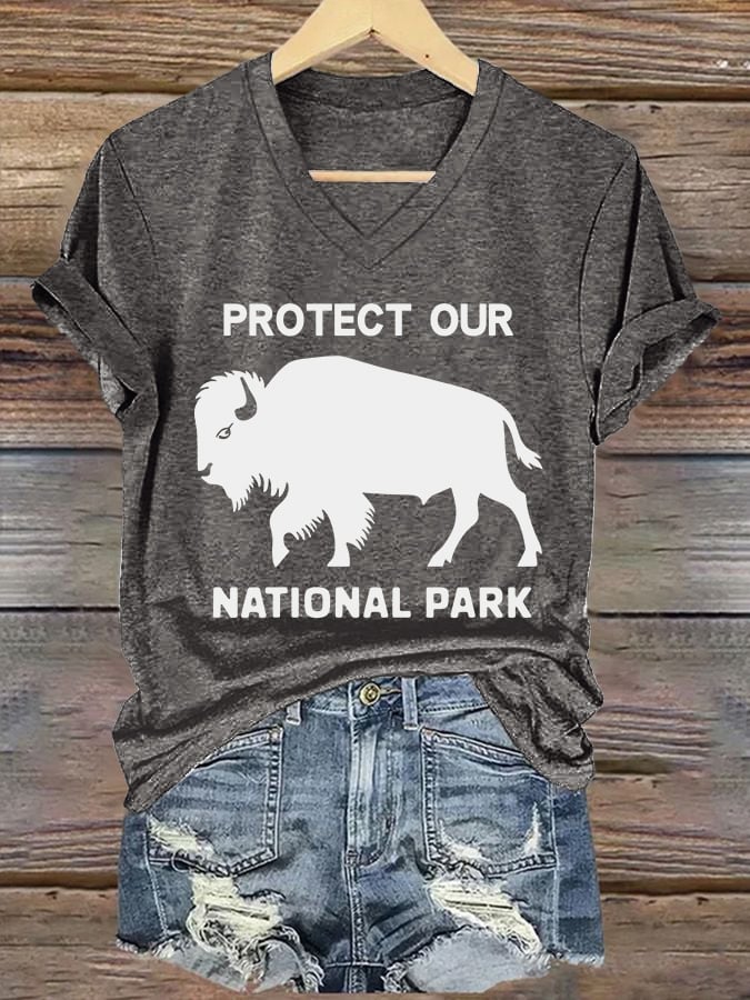 Women's Retro Protect Our National Parks Print T-Shirt