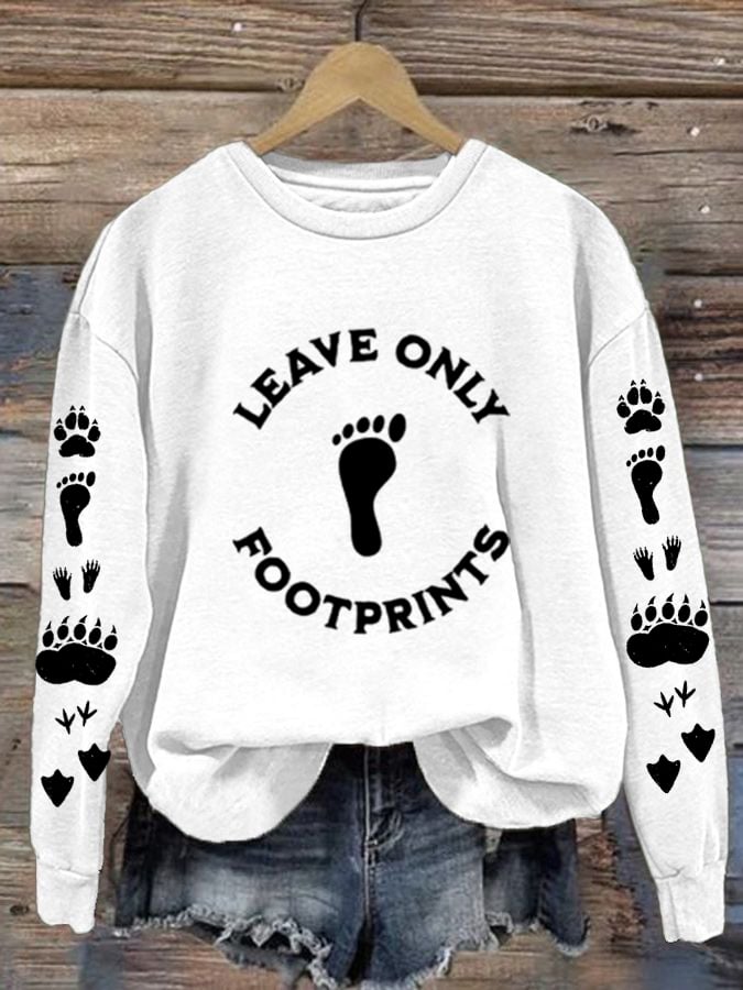 Women's Leave Only Footprints Print Casual Sweatshirt