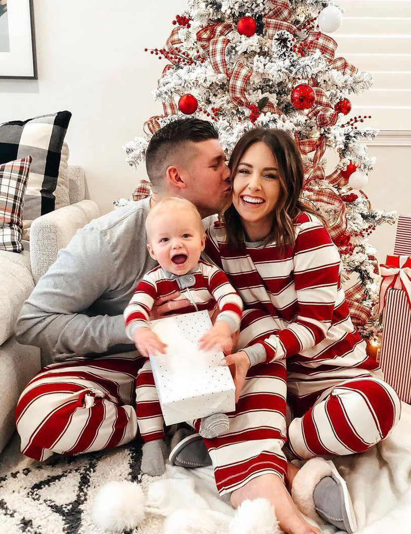 Red and White Stripe Round Collar Matching Family Christmas Pajamas-Dog Pajamas Included