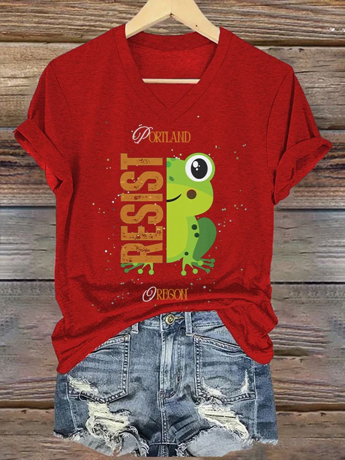 Women's Retro Portland Frog Protest Print T-Shirt