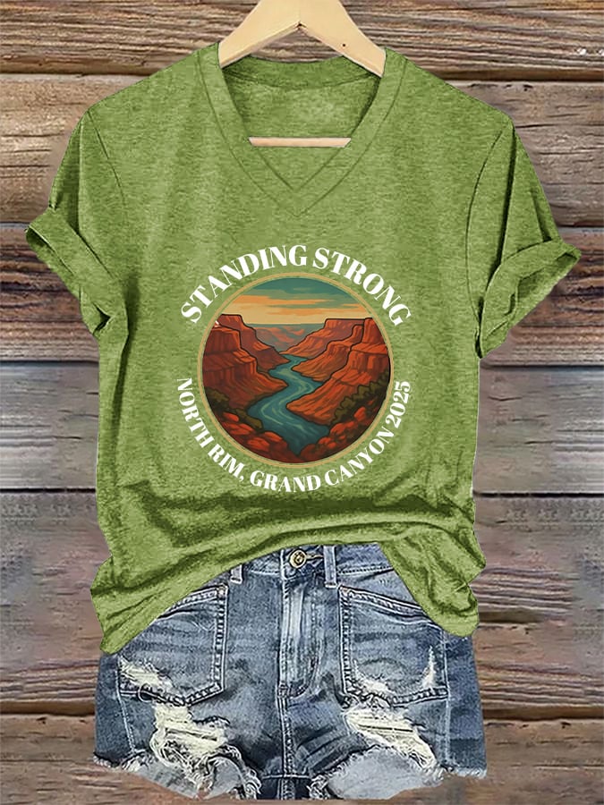 V-Neck Retro Standing Strong For Grand Canyon North Rim Lodge Fire 2025 Print T-Shirt