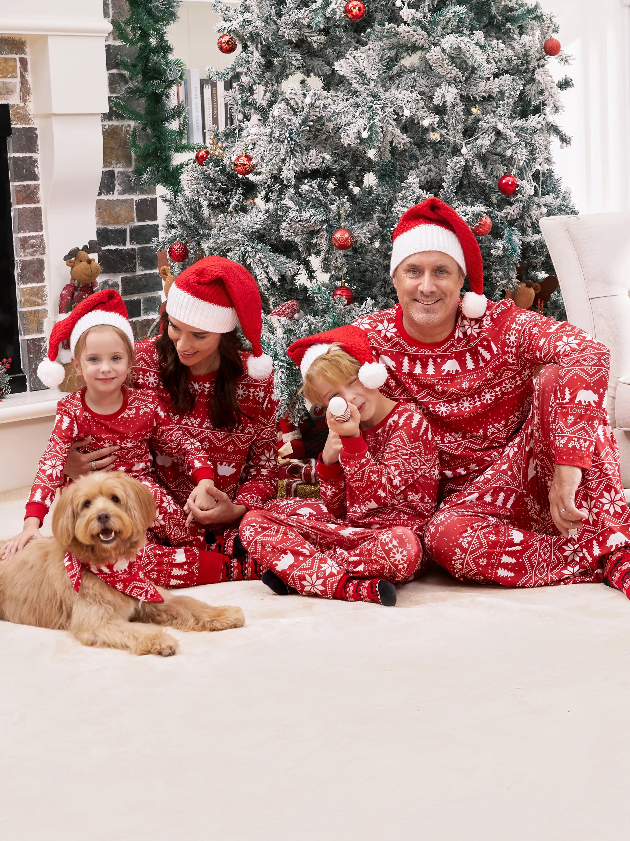 Traditional Christmas Print Family Matching Pajamas Sets with Christmas Socks Red