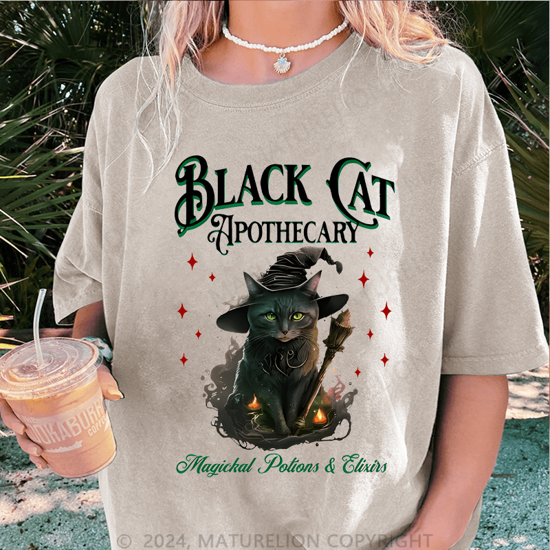 Maturelion Halloween Black Cat Apothecary Halloween Casual DTG Printing Washed Cotton T-Shirt