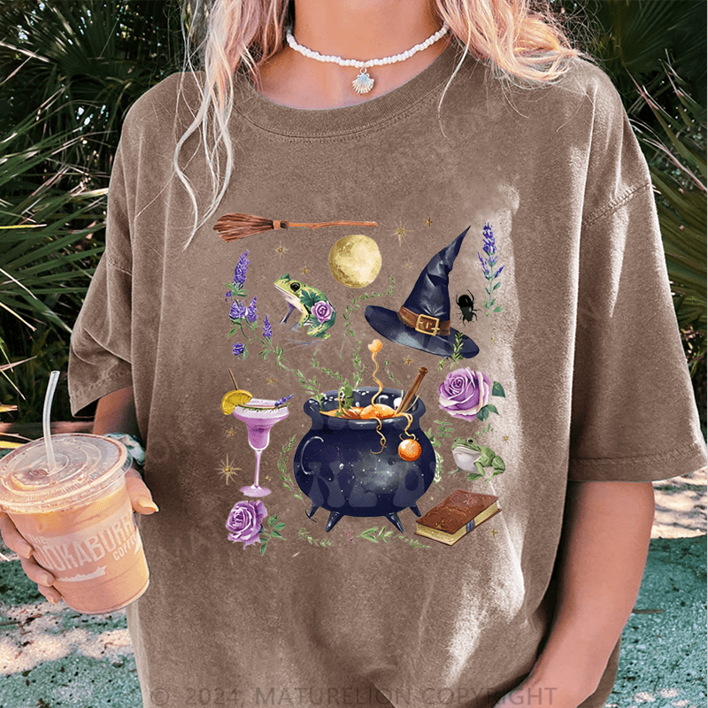 Maturelion Halloween Spooky Bitch, Pretty Girls Walk Vintage Distressed DTG Printing Washed Cotton T-Shirt