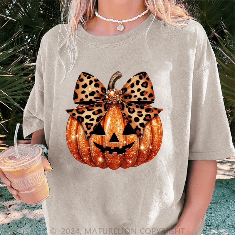 Maturelion Halloween Leopard Coquette Bow Pumpkin DTG Printing Washed Cotton T-Shirt