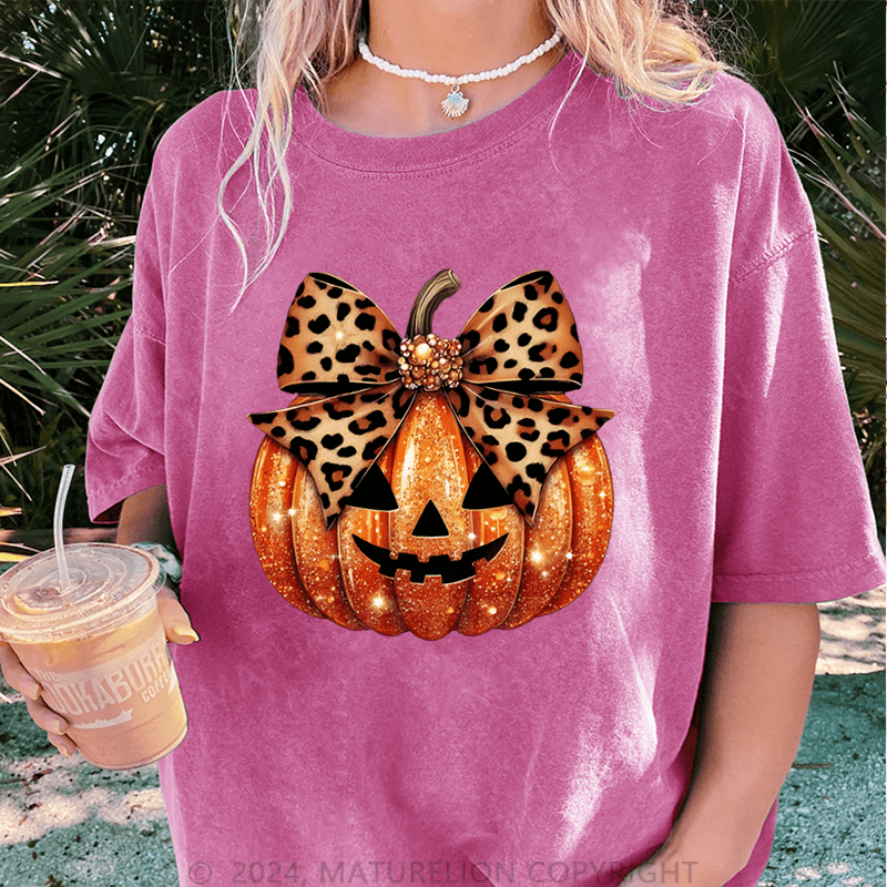 Maturelion Halloween Leopard Coquette Bow Pumpkin DTG Printing Washed Cotton T-Shirt