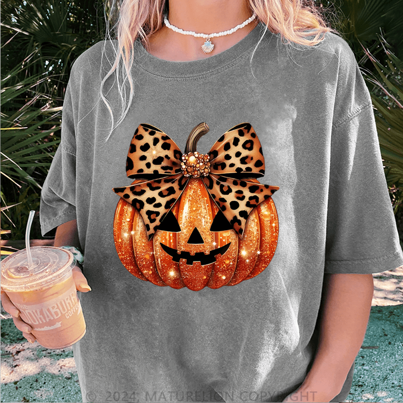 Maturelion Halloween Leopard Coquette Bow Pumpkin DTG Printing Washed Cotton T-Shirt