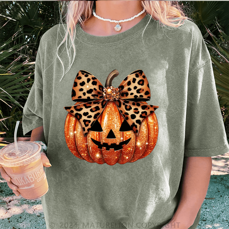Maturelion Halloween Leopard Coquette Bow Pumpkin DTG Printing Washed Cotton T-Shirt