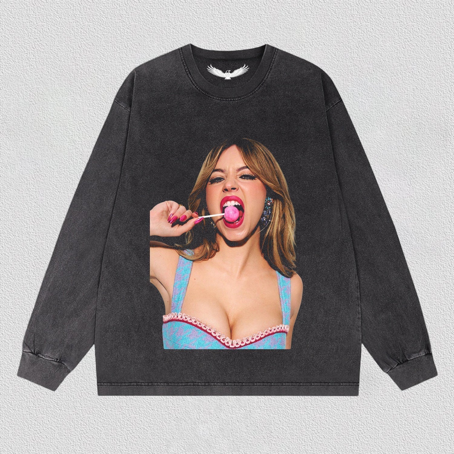 SYDNEY SWEENEY 12.10 TEE