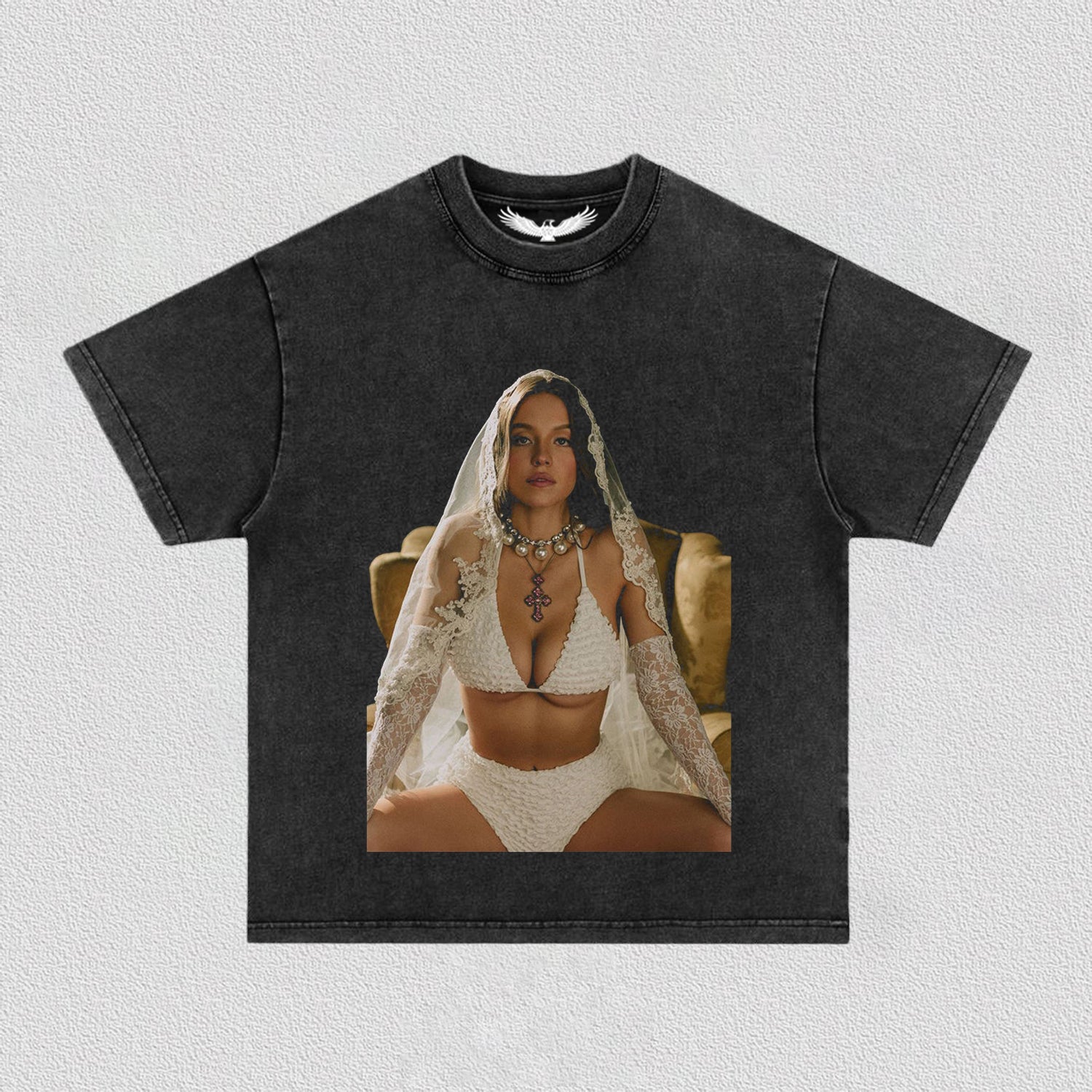 SYDNEY SWEENEY 12.5 TEE