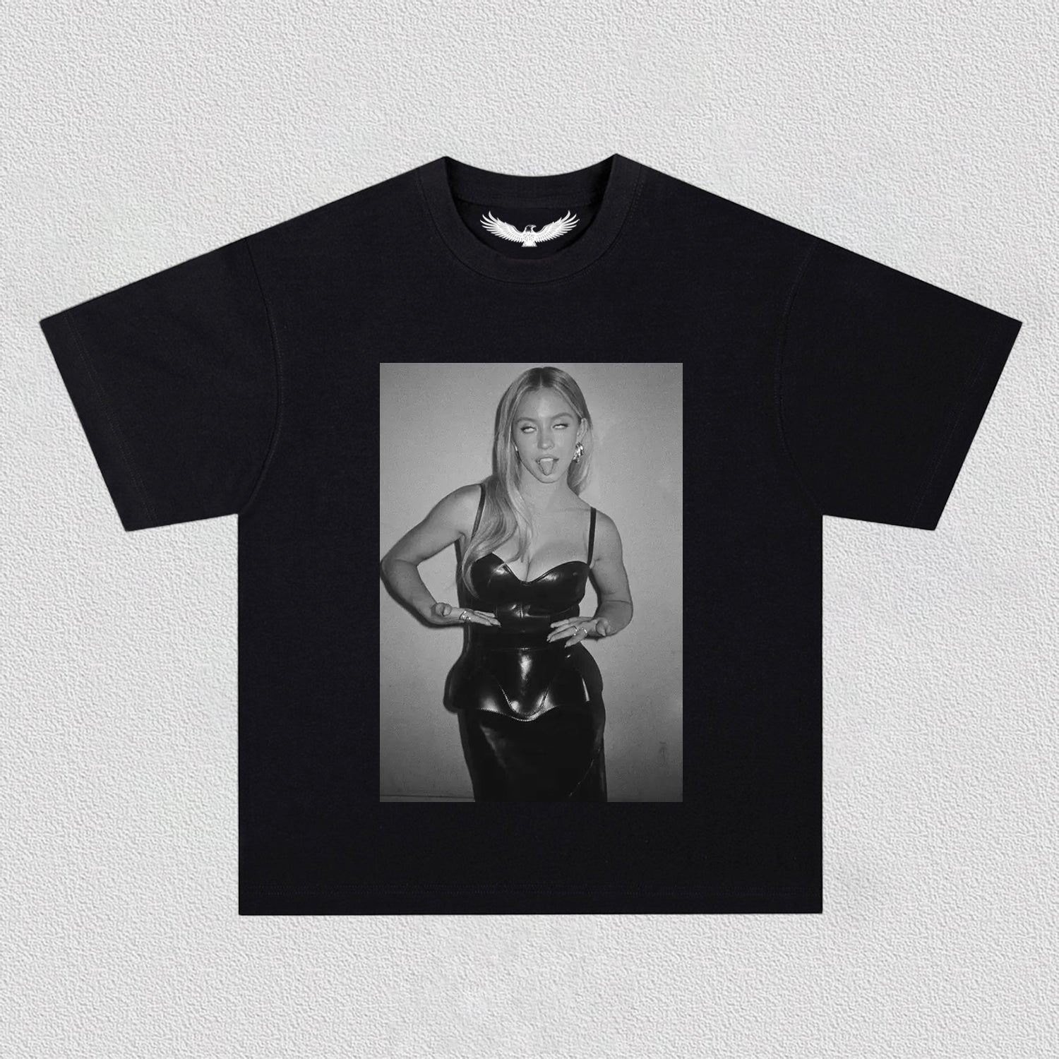 SYDNEY SWEENEY 12.6 TEE