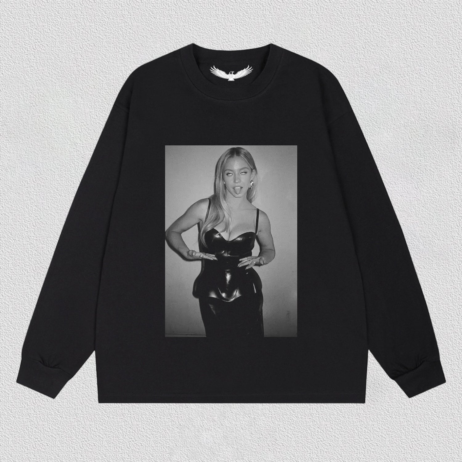 SYDNEY SWEENEY 12.6 TEE