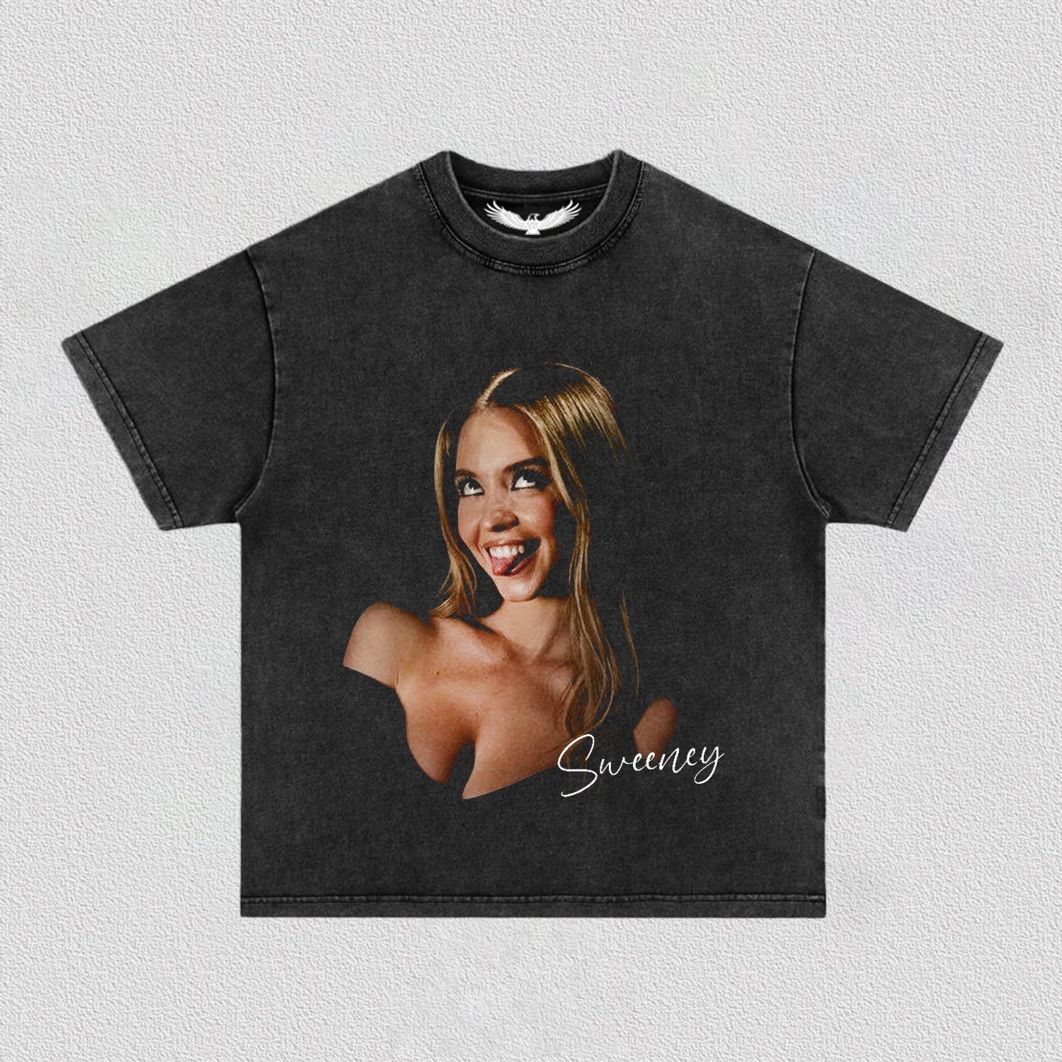 SYDNEY SWEENEY TEE