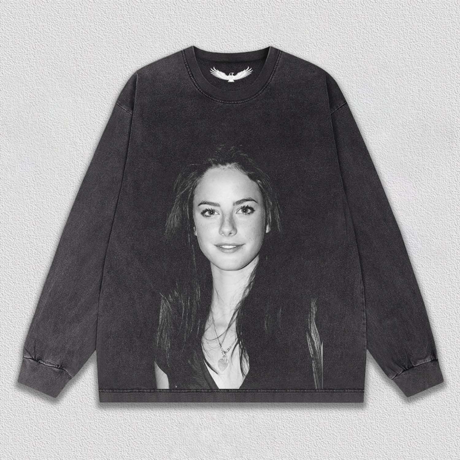 Kaya Scodelario TEE 1