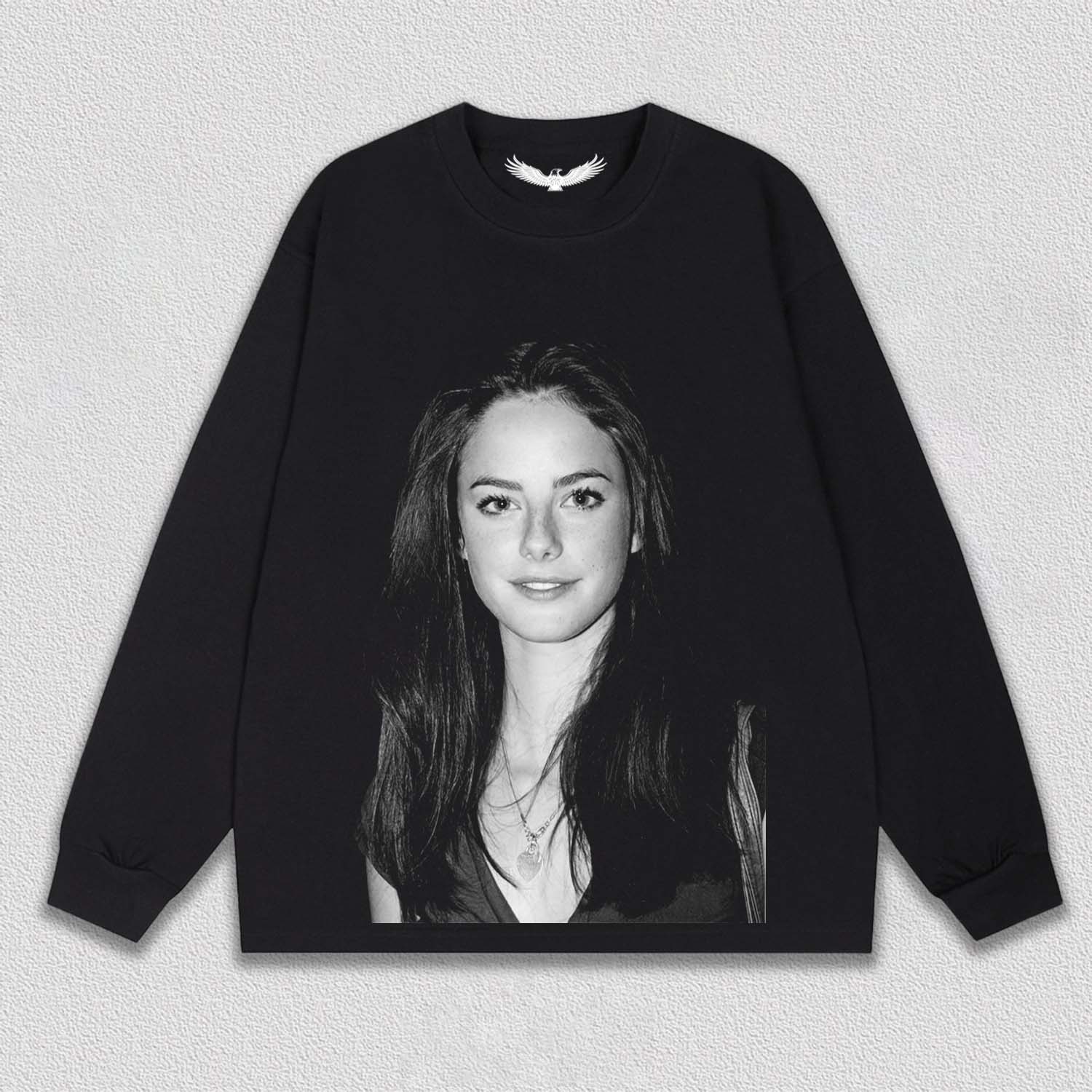 Kaya Scodelario TEE 1