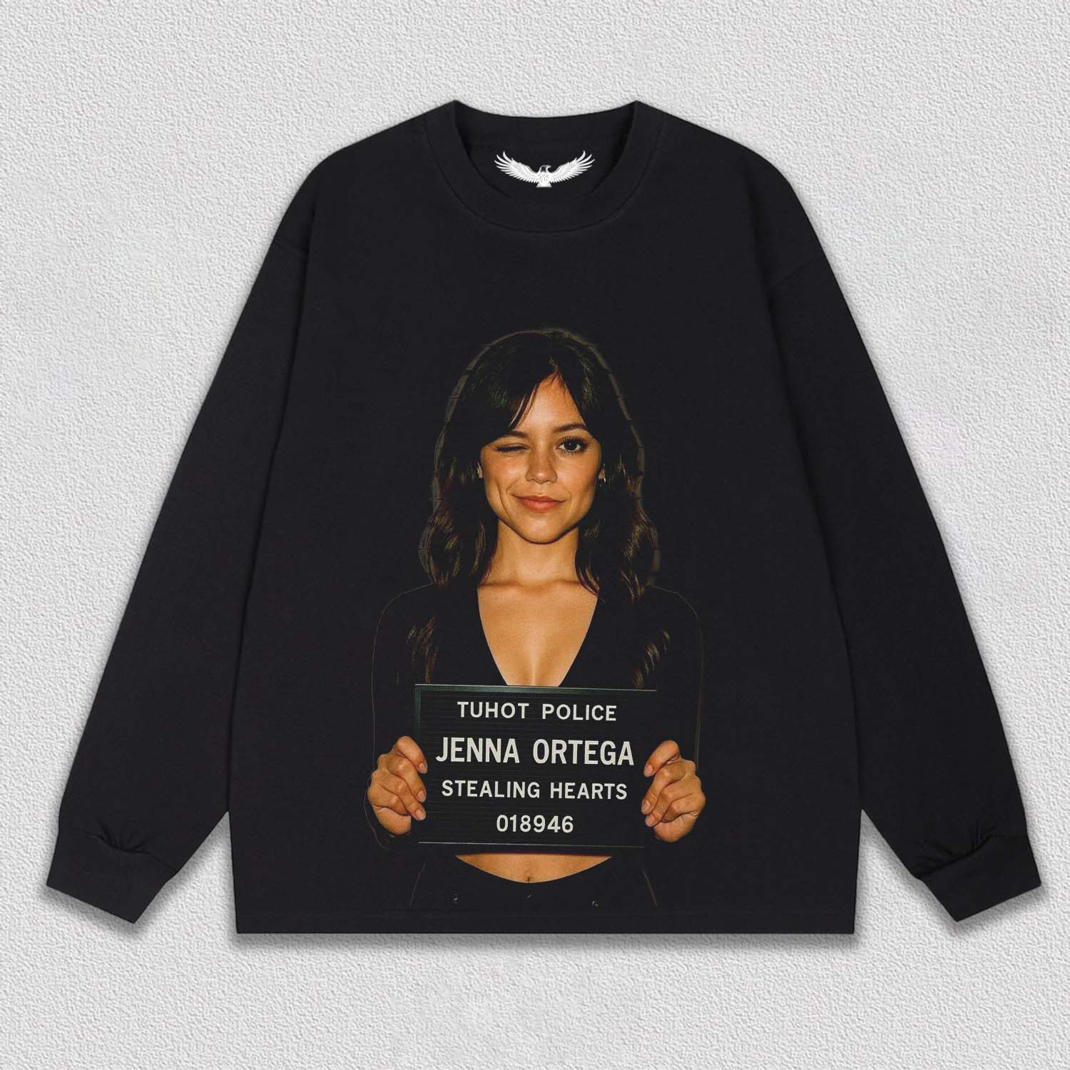 Jenna Ortega TEE 8.11