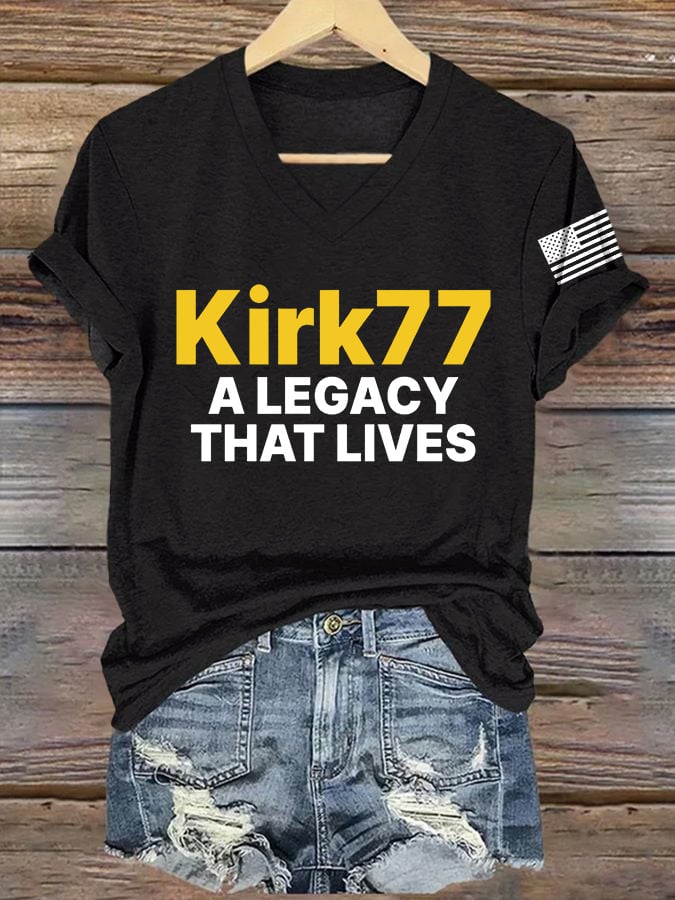 V-Neck Retro A Legacy That Lives Print T-Shirt