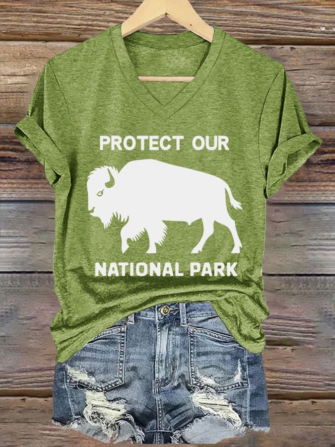 Women's Retro Protect Our National Parks Print T-Shirt