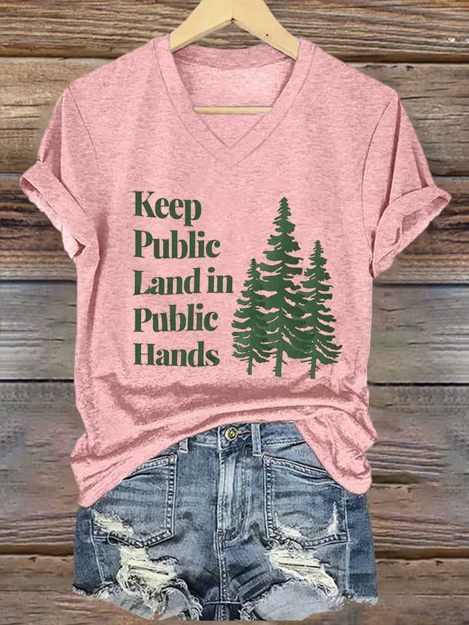 Women's Retro Keep Public Land In Public Hands Print T-Shirt