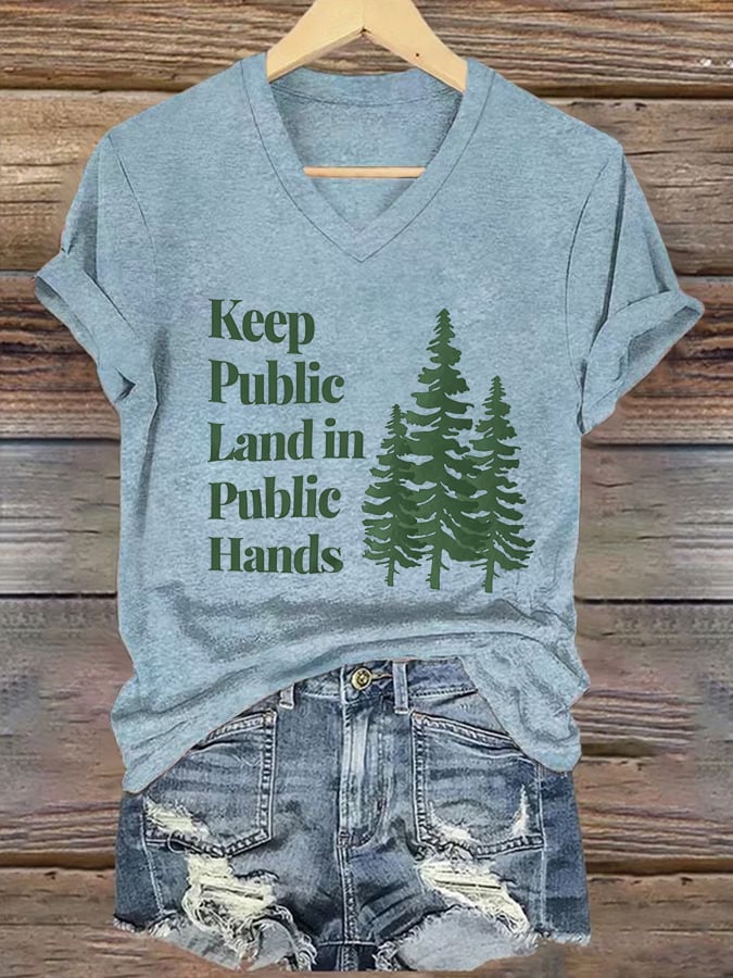 Women's Retro Keep Public Land In Public Hands Print T-Shirt