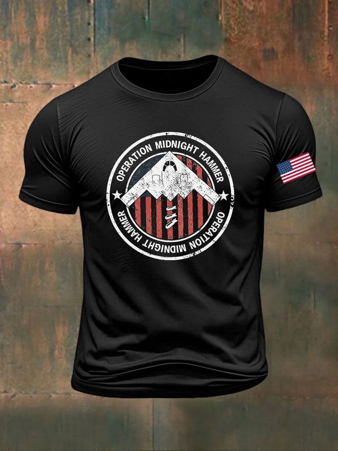 Men's Retro Midnight Hammer B-2 Spirit Print T-Shirt
