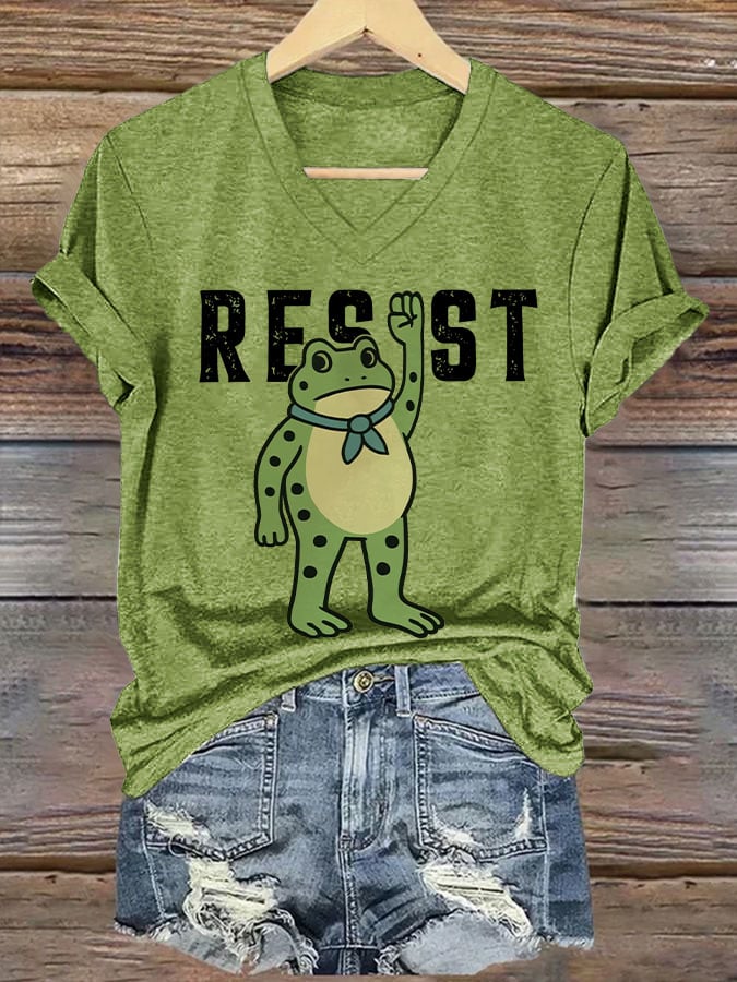 Women's Resist Frog Print V Neck T-shirt