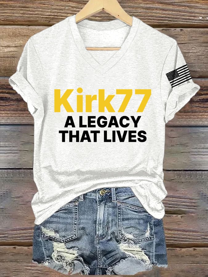 V-Neck Retro A Legacy That Lives Print T-Shirt