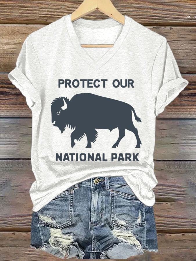 Women's Retro Protect Our National Parks Print T-Shirt