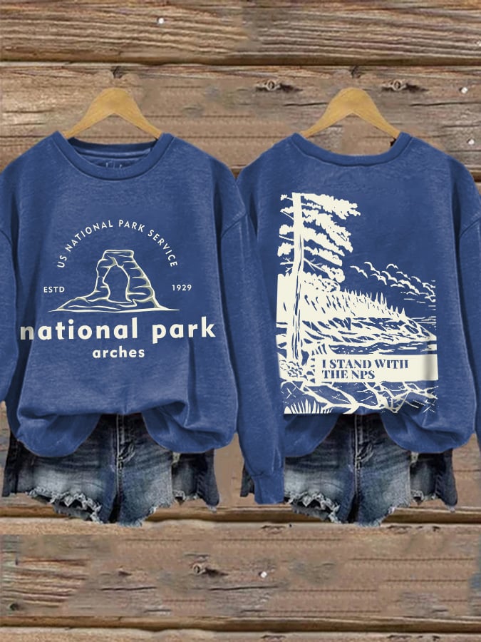 Retro Arches National Park I Stand With The NPS Print Sweatshirt