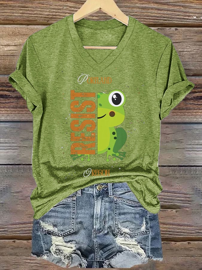 Women's Retro Portland Frog Protest Print T-Shirt