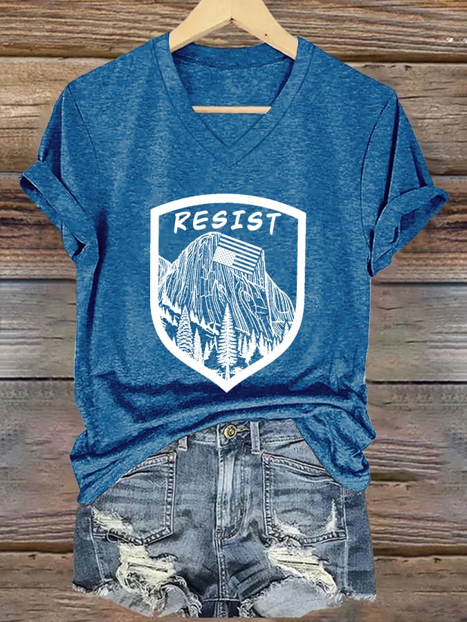 V-neck Retro Resist I Stand With The NPS Print T-Shirt