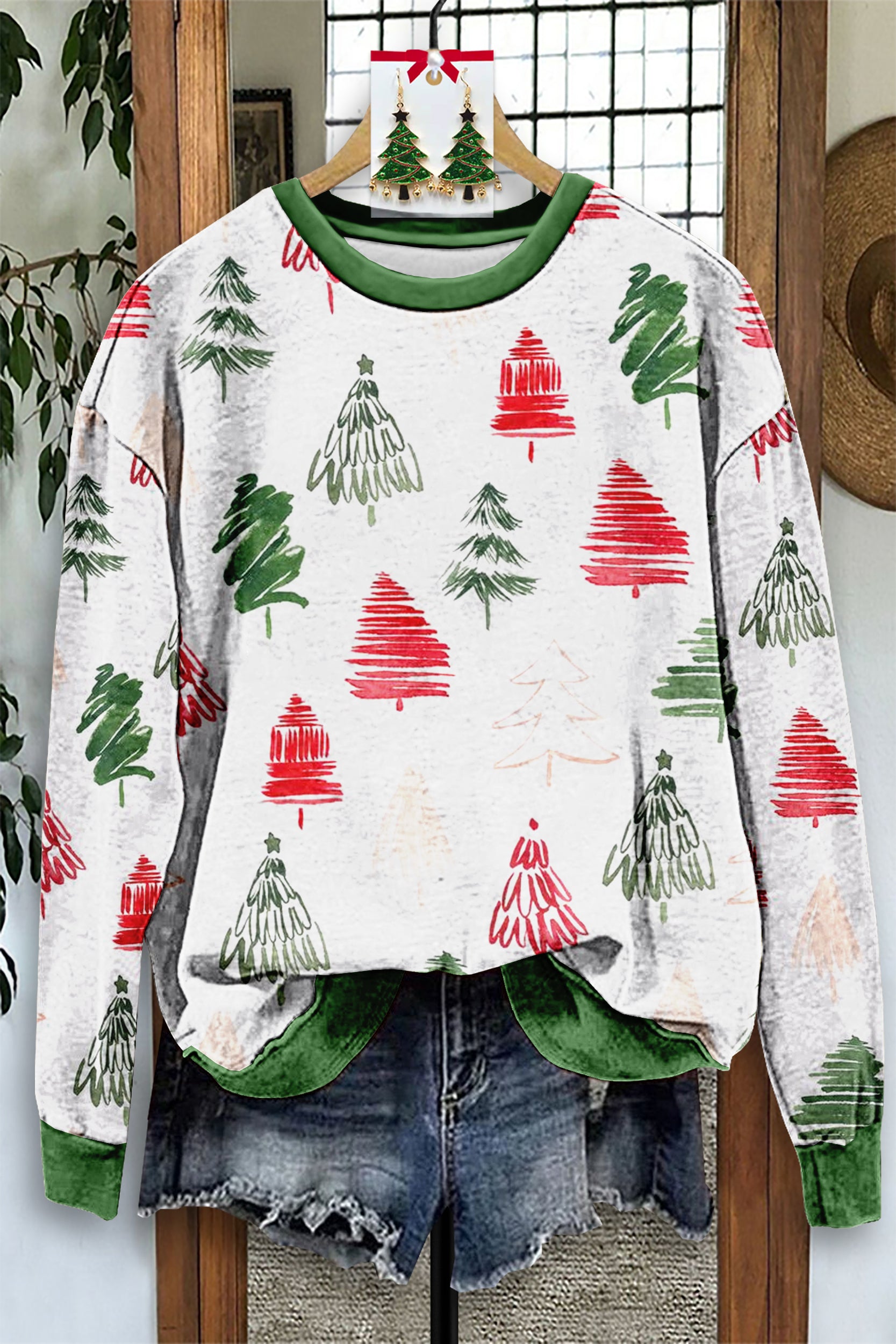 Pretty Christmas Tree Painted Print Sweatshirt