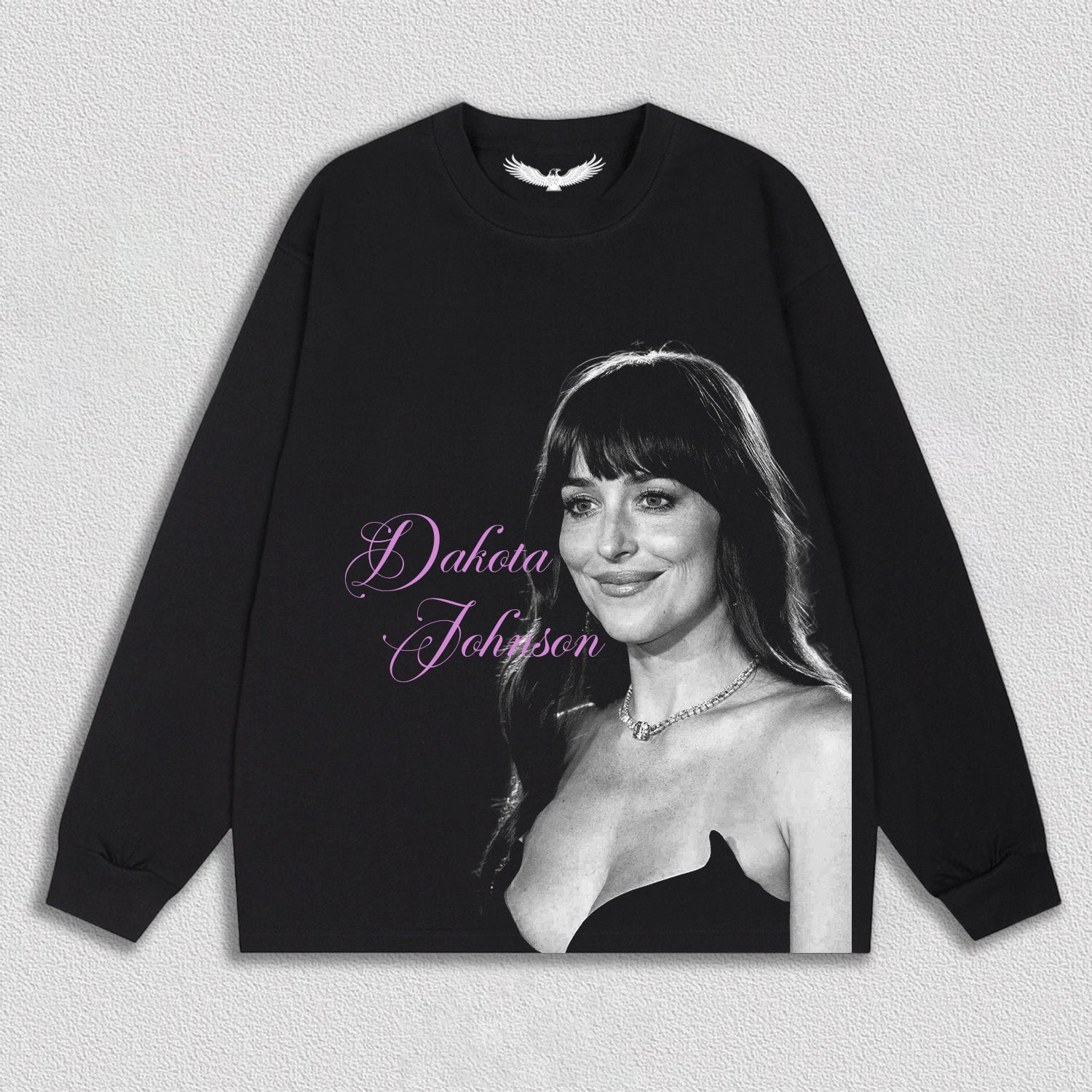 Dakota Johnson TEE