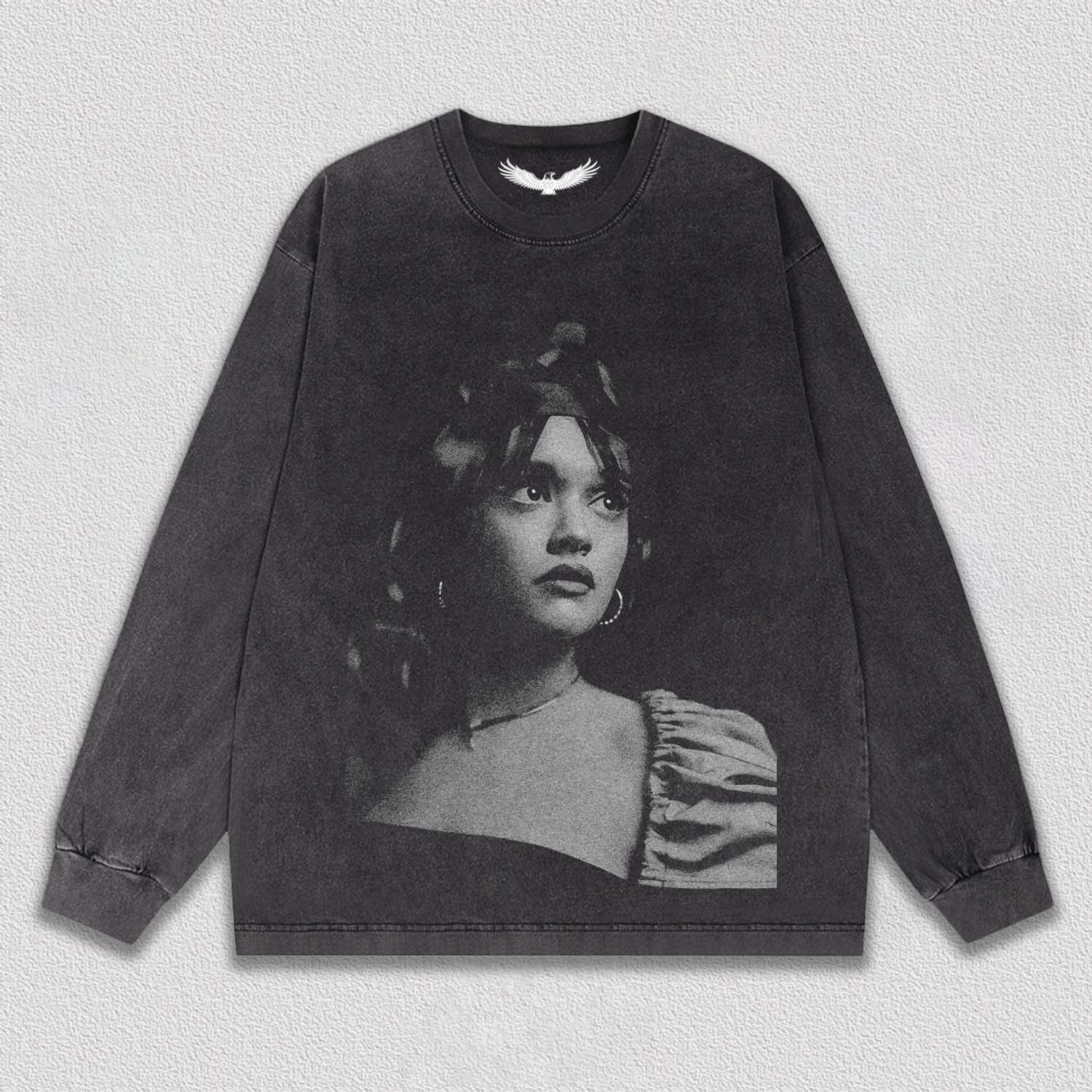 Olivia Cooke TEE 1