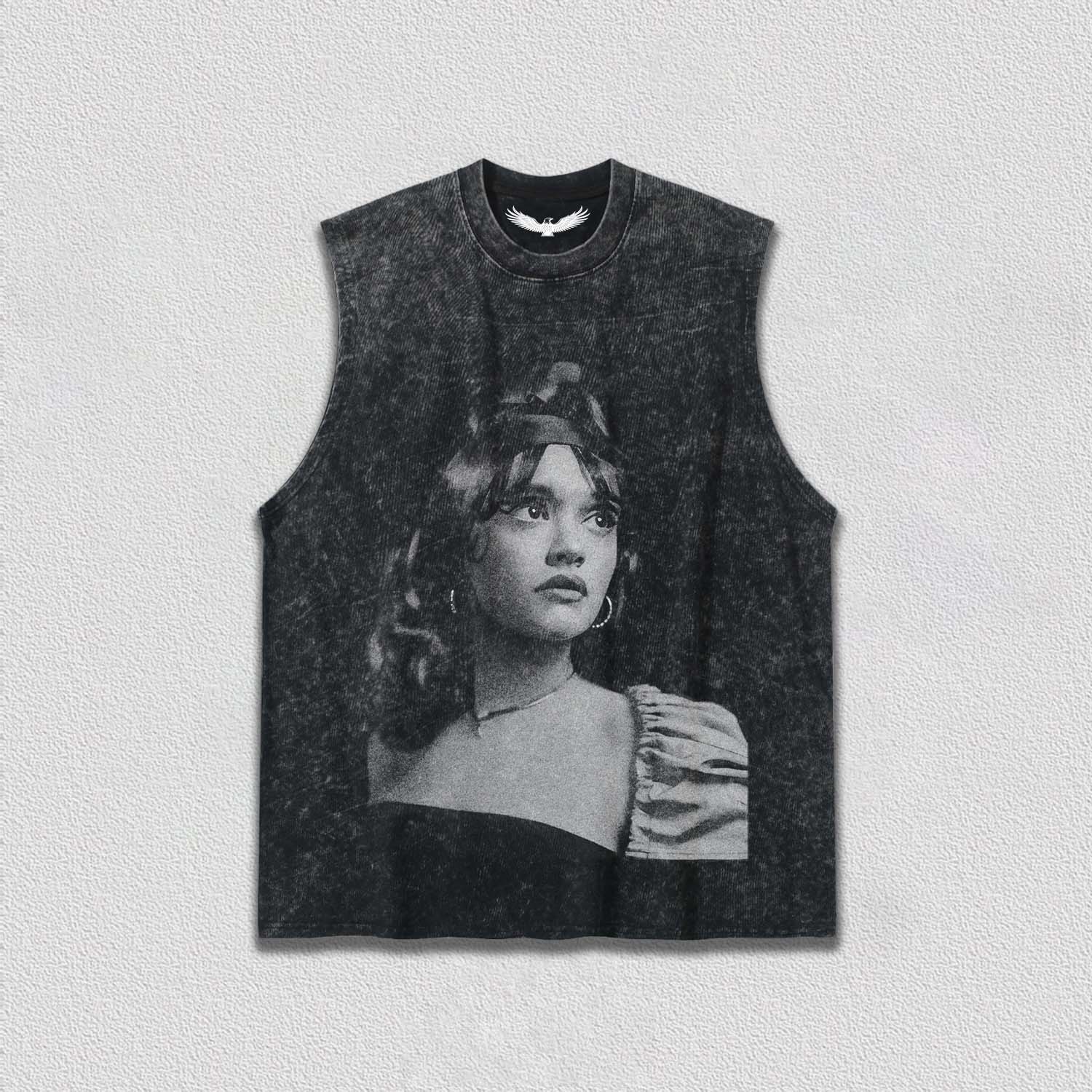 Olivia Cooke TEE 1