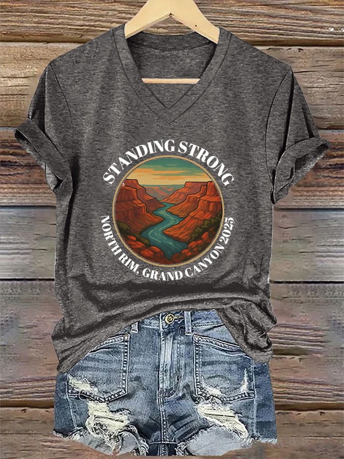 V-Neck Retro Standing Strong For Grand Canyon North Rim Lodge Fire 2025 Print T-Shirt