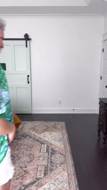 Tiger Floral Print Puff Sleeve Blouse